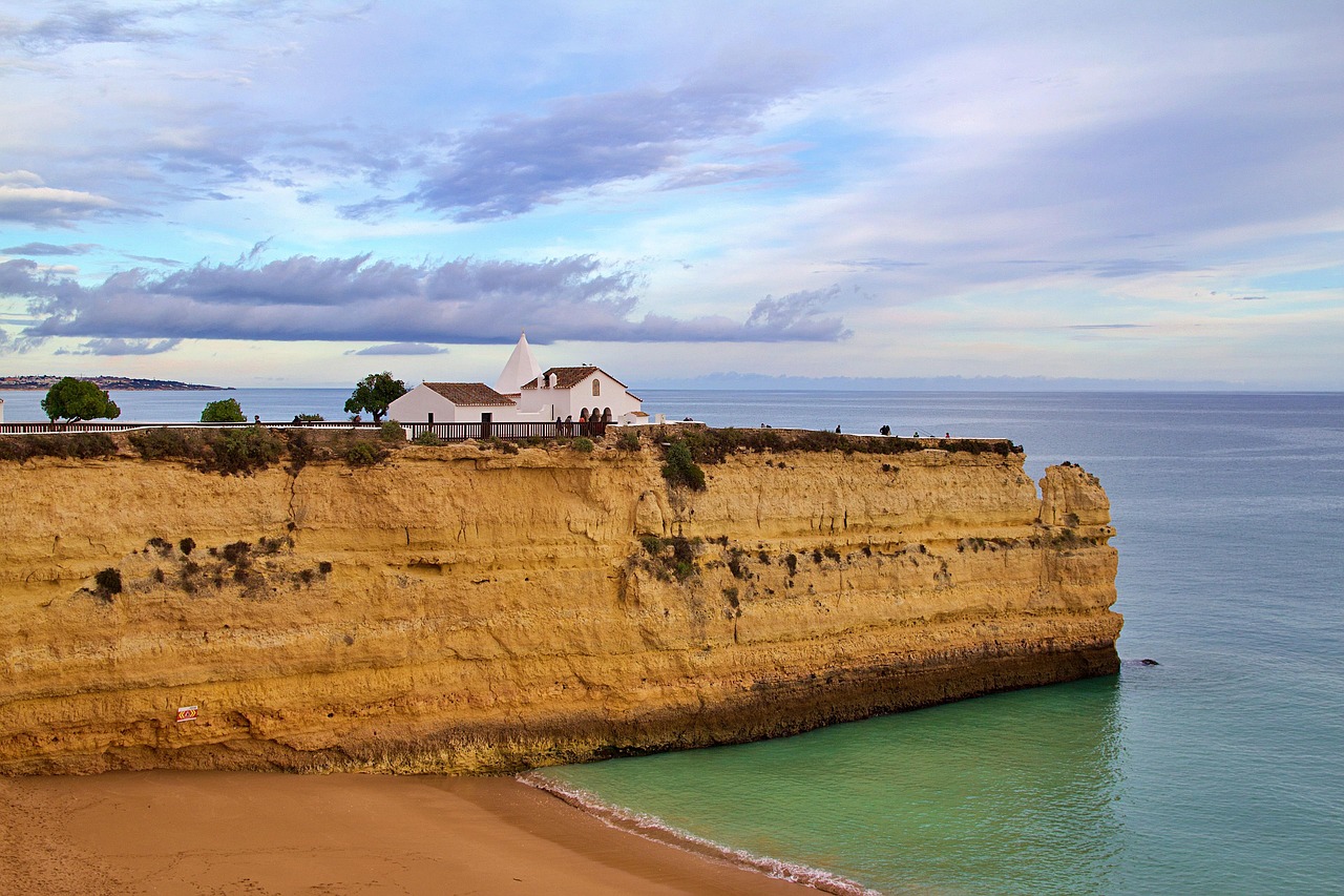 portugal-4421739_1280