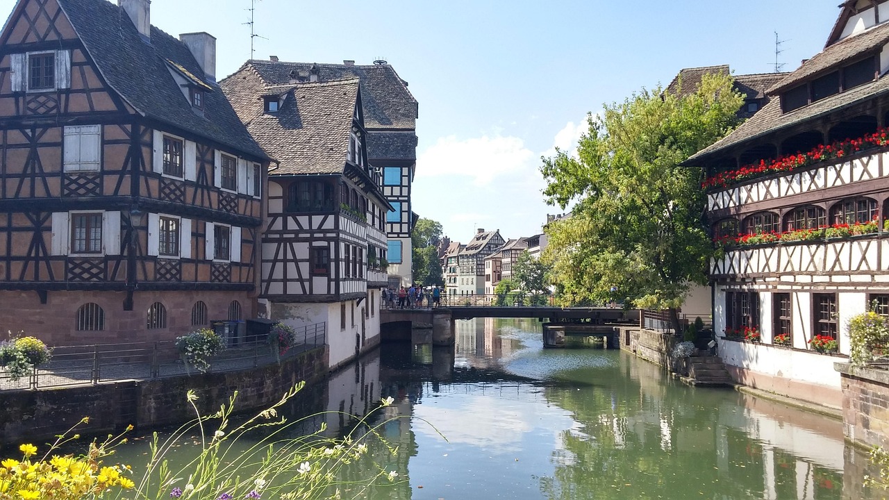strasbourg-1634088_1280